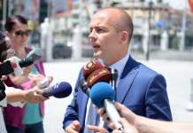 Тевдовски: Правиме се да се поддржи растот на платите