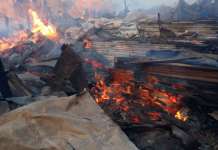 Најмалку 15 загинати во пожар во маркет во Најроби