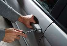 Украинец ограбен на бензинска пумпа