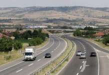 Без поголеми задржувања на граничните премини, зголемен интензитет на сообраќајот на патиштата