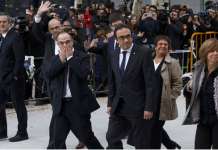 Четворица каталонски сепаратистички лидери префрлени во затвор во Каталонија