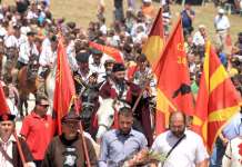 Треба ли да се извинуваме што сме Македонци?