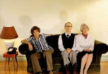 Повеќе од 80 проценти од младите живеат со родителите