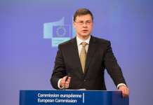 Еврокомисијатa се закани со санкции кон Италија поради буџетот