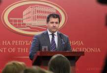 Бошњаковски: Деновиве ќе биде доставено барањето за екстрадиција на Груевски