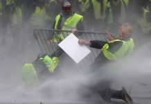 Француски новинар уапсен додека известувал од протести во Брисел