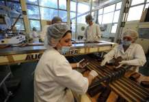 Некои работници сѐ уште чекаат К-15