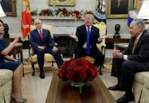 Трамп приреди ново шоу во Белата куќа