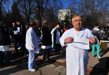 Здравствените работници бараат „мој термин“ кај премиерот