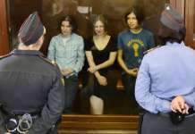 Судот во Стразбур наложи Русија да исплати отштета на девојките од „Пуси Рајот“