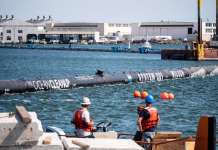 Се распадна системот за чистење на Тихи Океан