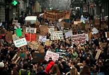 Протест на ученици и студенти во Брисел за климатските промени
