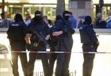 Уапсено едно вооружено лице во Келн