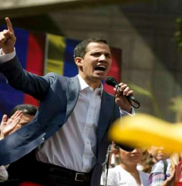 Гуаидо се прогласи за в.д. претседател на Венецуела, САД го признаа