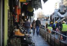 Матуранти и туристи, внимателно во Солун