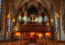 Концерт во шведска црква за поддршка на децата на ИД ја разбесни земјата