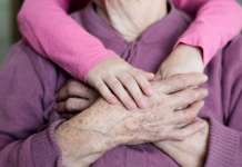 На планетата Земја има повеќе стари лица отколку млади потомци