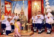 Со свечена церемонија, крунисан новиот крал на Тајланд