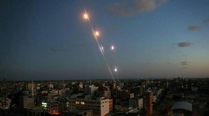 Иранската револуционерна гарда потврди ракетни и дронски напади врз Израел