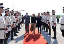 Британскиот принц Едвард пристигна во Македонија