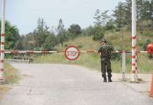 Војската се подготвува за смена на стражата