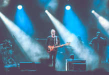 Стинг во свој препознатлив сентиментален манир на Градски