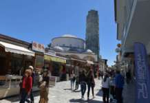 Охрид проблемот со дивоградбите ќе гo решава заедно со Владата