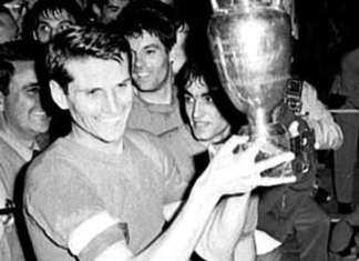 До титулата со едно фрлање паричка и две финалиња