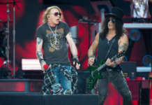 „Ганс енд роузис“ одбиваат да ја прекинат турнејата