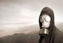 На јапонски остров сите жители носат маски