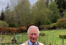 Принцот Чарлс упати апел до Британците да помогнат во бербата на овошје и зеленчук