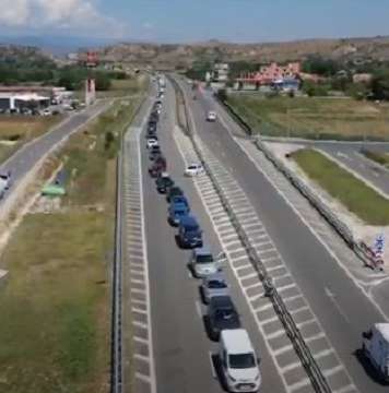 Грција им дозволи влез на српските туристи