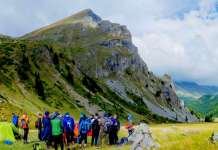 Филмот „Виа Динарика – македонската авантура“ онлајн