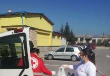 Мобилниот тим на Црвениот крст опслужи 170 стари и хендикепирани лица во Кичево