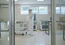 Филипче до здравствените работници: Ќе направам сè за да обезбедам поддршка за вас