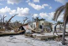 Ураганот Лора остави пустош во САД