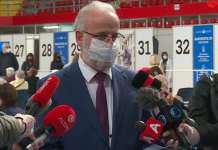 Пратениците се вакцинираат со „спутник“, Џафери очекува Собранието во мај да се врати во нормала