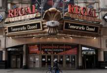 Холивуд размислува за иднината на киносалите