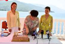 Роденденска торта и концерт на „Синтезис“ за 61-от роденден на „Охридско лето“