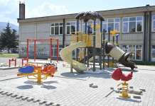 Ново детско игралиште во „Григор Прличев“