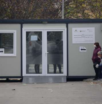 Деветмина починати и 476 нови случаи на ковид-19