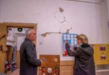 Коњановски ги посети оштетените детски градинки во Битола