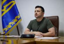 Зеленски: Украина ги држи клучните градови