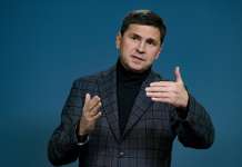 Русите ја менуваат тактиката на напади во Украина, констатира Подољак