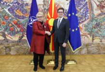 Според Пендаровски и Турковиќ, европските перспективи на двете земји се во насока на градење силен и стабилен регион