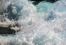 Северна Кореја тестираше офанзивен подводен дрон со нуклеарно оружје