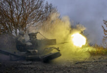 Руската армија целосно не го контролира Бахмут, а го продолжи нападот во регионот Северск