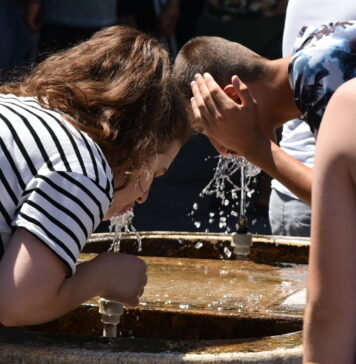 Во Скопје повторно работат над 220 фонтани за пиење вода