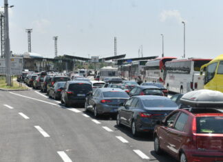 Превозниците ќе ги блокираат граничните премини