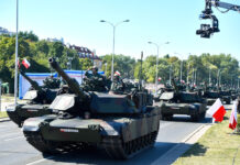 Полска ја одржа најголемата воена парада од времето на Студената војна